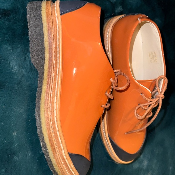 Want Les Essentiels leather derby shoe. - Picture 2 of 3